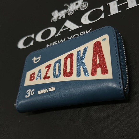 Coach Bazooka Bubble Gum Small Zip Wallet Card Case Leather Limited Edition FOB - Picture 2 of 6